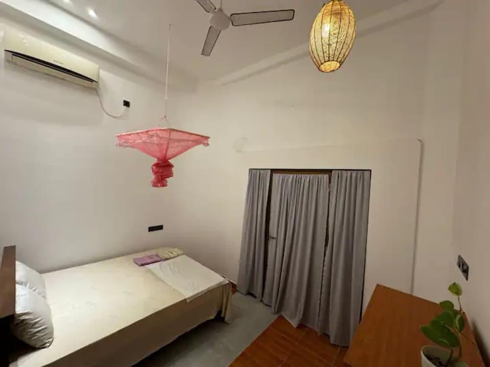 Room in Villa - Surf 247 Weligama - Deluxe Double Room With Side Sea View — фото 5