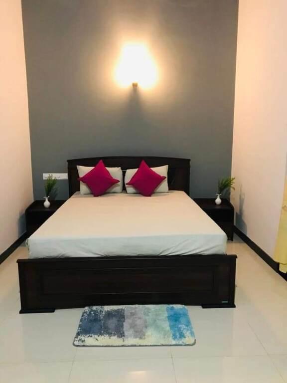 Impeccable 3-bed House in Unawatuna, Galle — фото 3