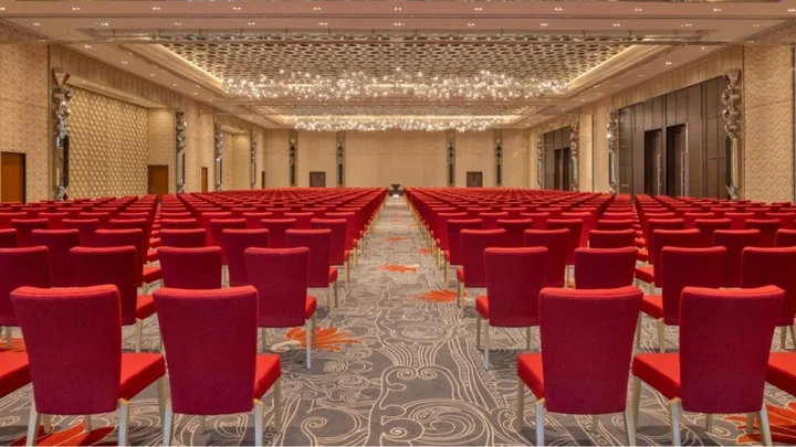 Коломбо: ITC Ratnadipa Hotel