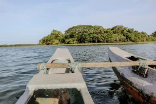 Киринда: Saffron Lake Yala