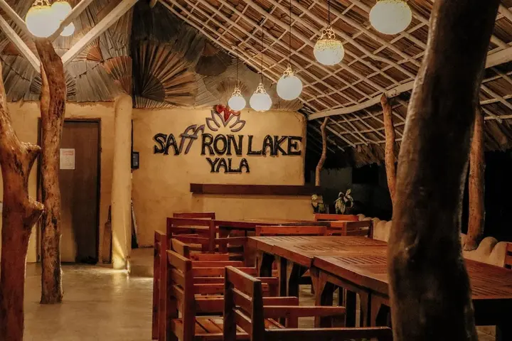 Киринда: Saffron Lake Yala