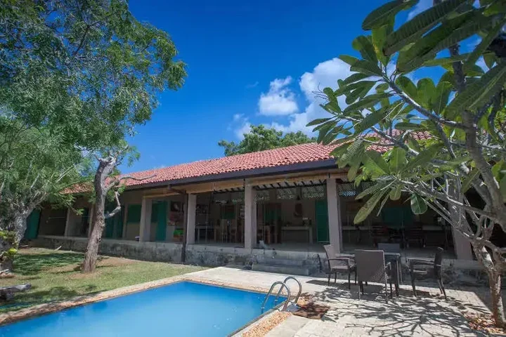 Киринда: Yala Village