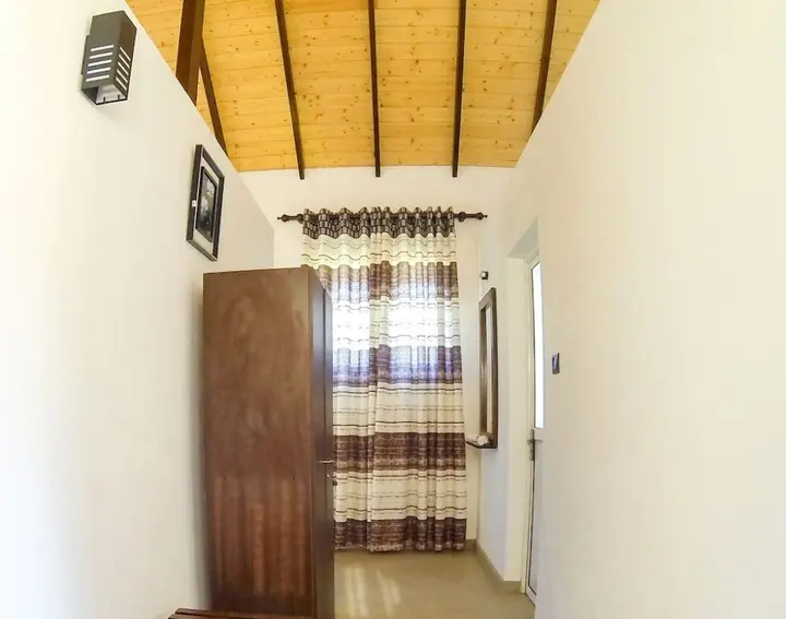 Киринда: thihawa eco huts yala