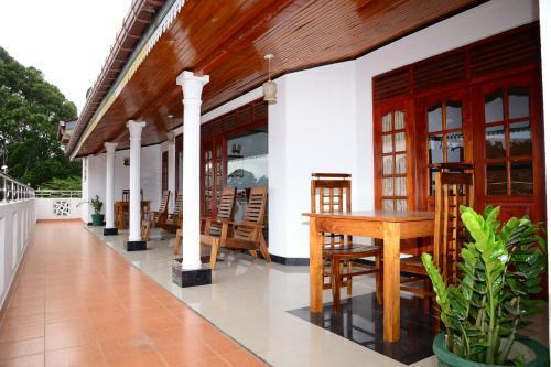 Бандаравела: Sangrilla Holiday Resort