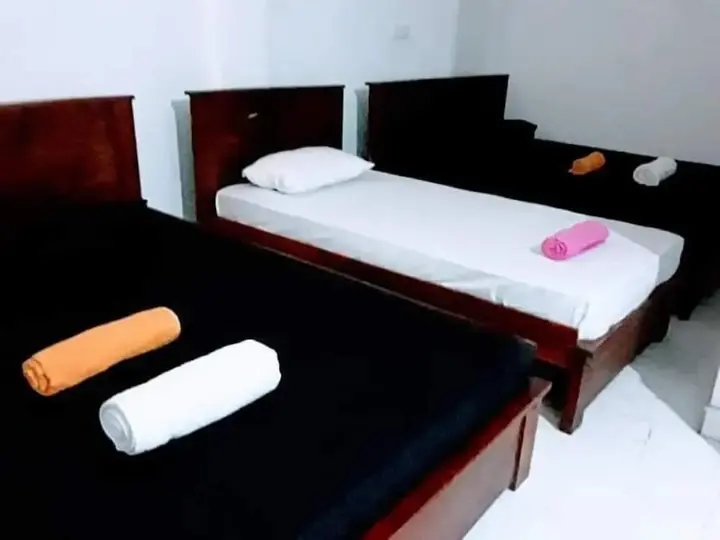 Канди: Black And White Kandy Guest House