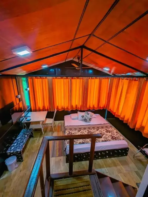 Элла: Ella Deck Resort