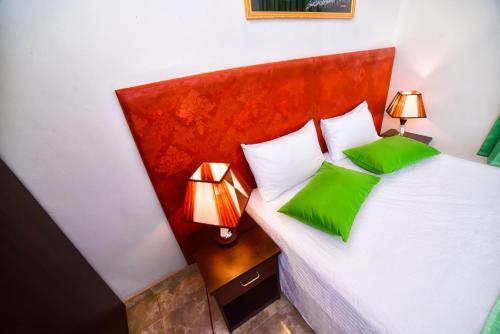 Гора Lavinia: Four Seasons Hotel