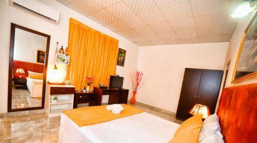 Гора Lavinia: Four Seasons Hotel