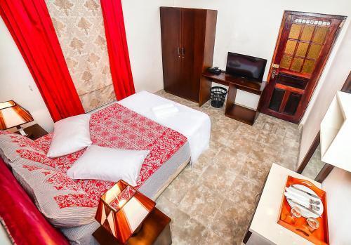 Гора Lavinia: Four Seasons Hotel