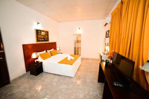 Гора Lavinia: Four Seasons Hotel