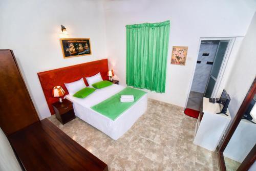 Гора Lavinia: Four Seasons Hotel