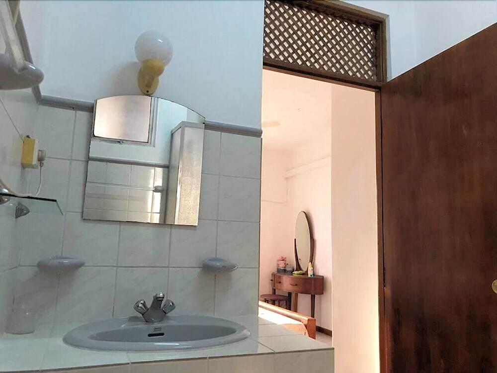 Коломбо: Millennium Apartment