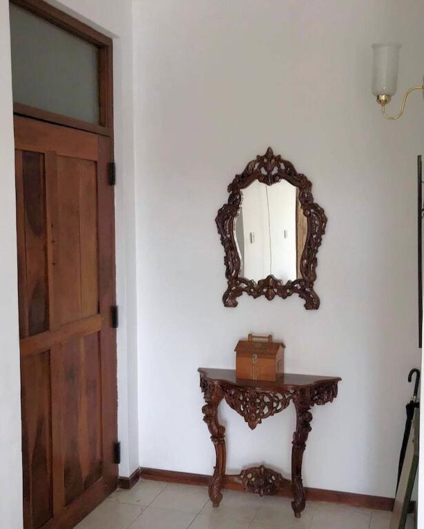 Коломбо: Millennium Apartment