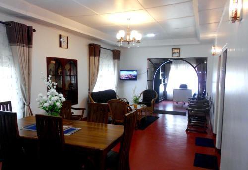 Хаттон: KPL Holiday Homes