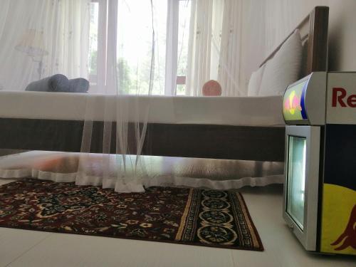 Элла: Hill Breeze Inn