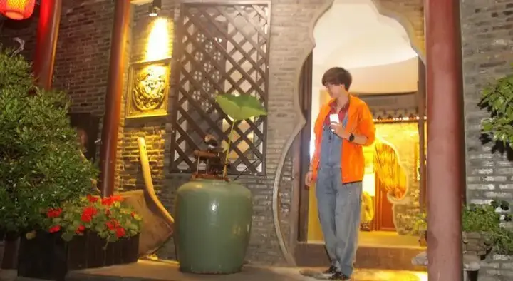 Zhouzhuang Romantic Traveling Residence No. 5 Town Panorama Hotel — фото 4