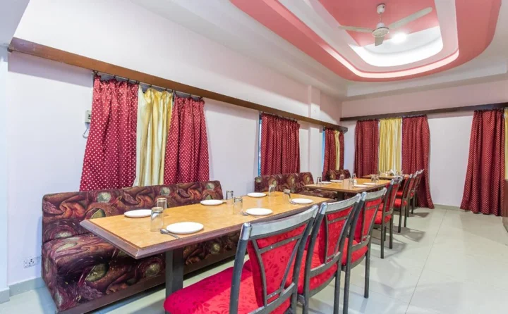 Удджайн: Vikramaditya Hotel By OYO Rooms