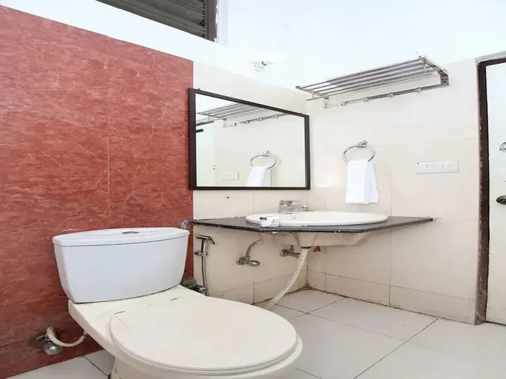 Чандигарх: OYO Rooms Sector 7 Madhya Marg