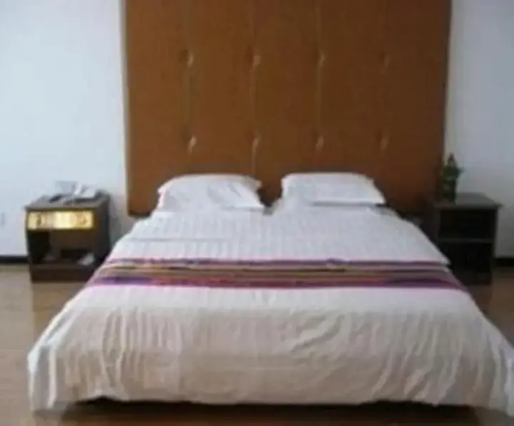 Байшань: Guangze Inn