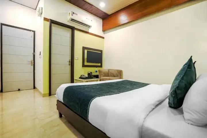 carousel image 4