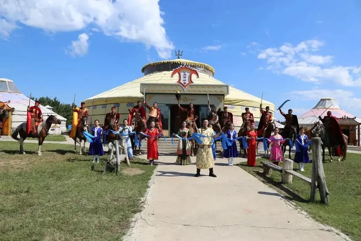 Хулун-Буир: Connaught Dry Lake Tourist Resort
