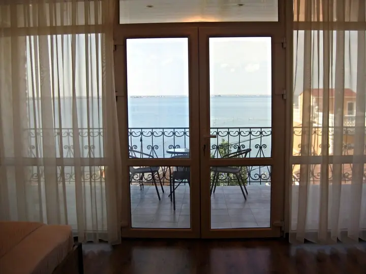 Феодосия: Guest house Mariola