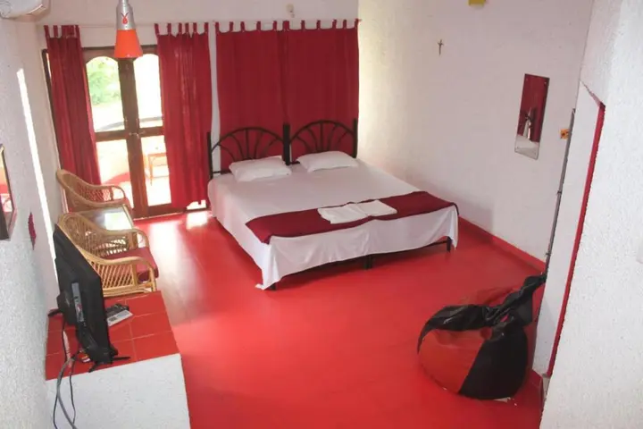 Бага: Domingos Guest House