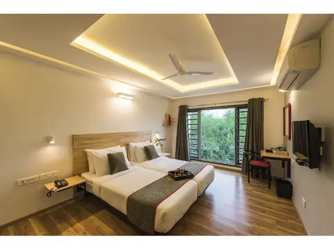 Бангалор: Suvarna Inn by OYO Rooms