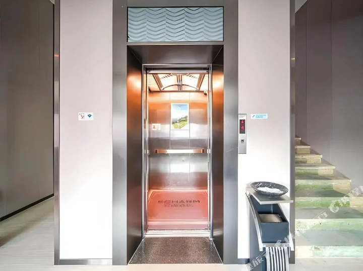 Чжухай: GreenTree Alliance Guangdong Zhuhai Qinglv Road Jingshan Park Hotel