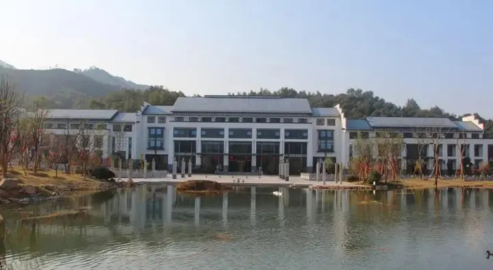 Хуаншань: Futai VISTA Manor