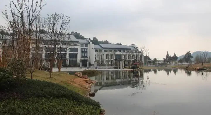 Хуаншань: Futai VISTA Manor