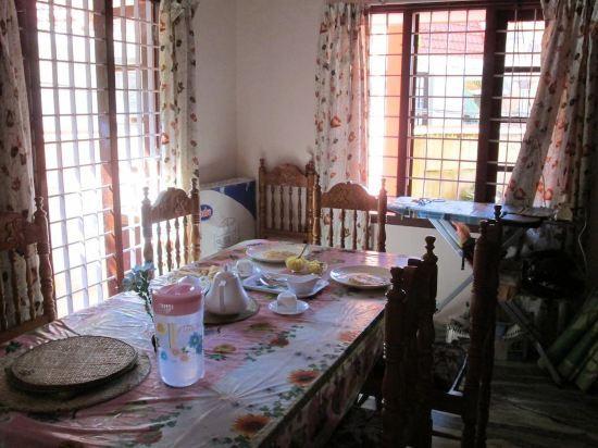 Коччи: Jennys Home Stay