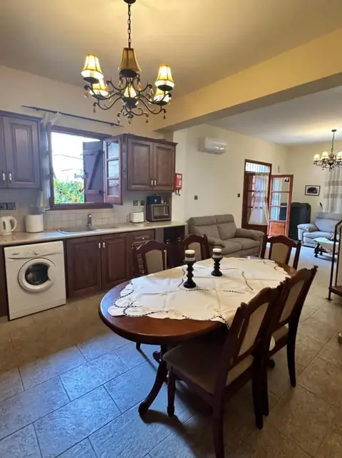 Пейя: Villa Saint George Stone Costa Demetriou