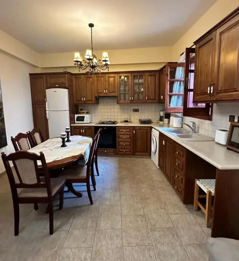 Пейя: Villa Saint George Stone Costa Demetriou