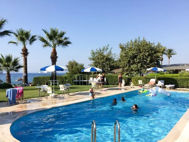 Гюзельчамлы: Art Beach Hotel