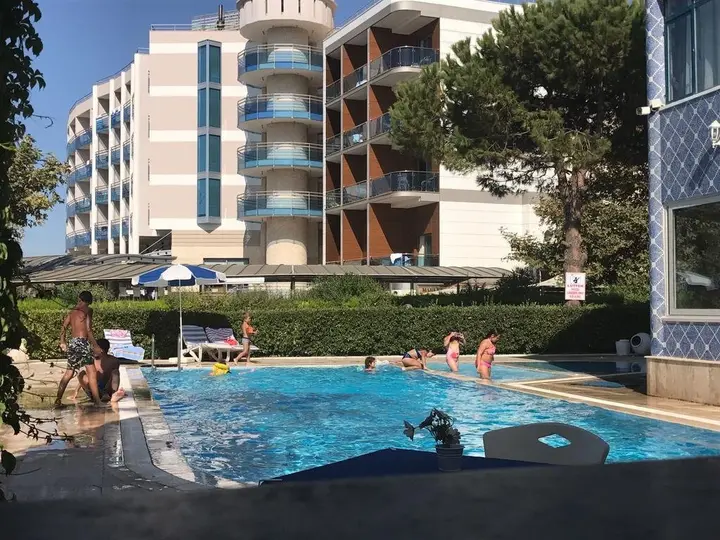 Гюзельчамлы: Art Beach Hotel