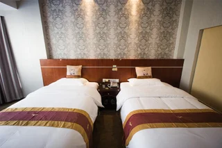 Шаогуань: Yutian Hotel
