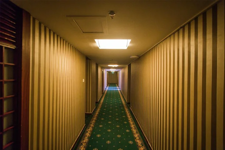 Шаогуань: Yutian Hotel