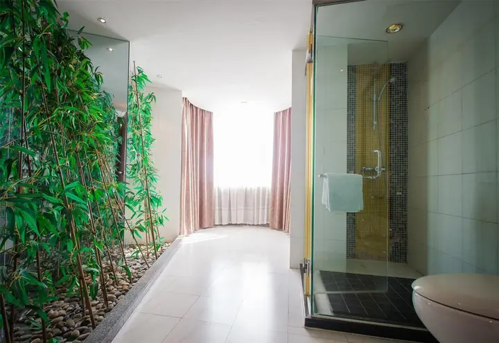 Шаогуань: Yutian Hotel