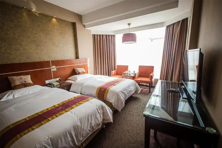 Шаогуань: Yutian Hotel