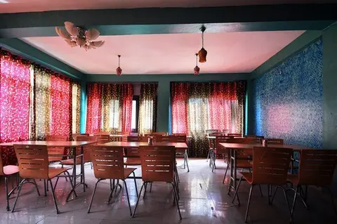 Манали: Hotel Devidyar