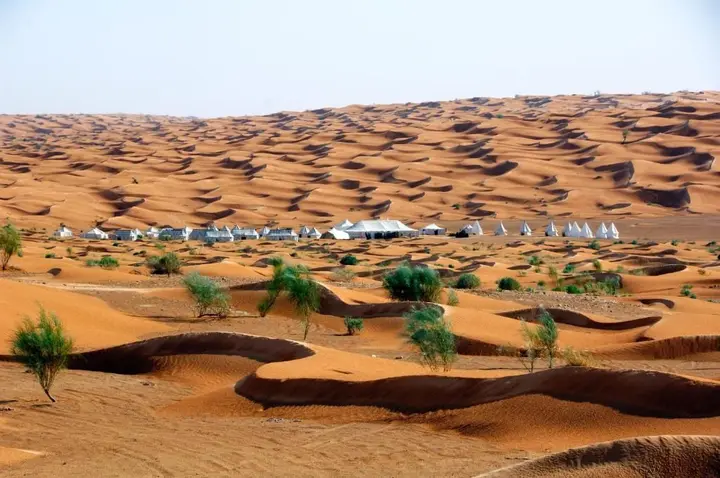 Национальный парк Джебил: Camp Mars