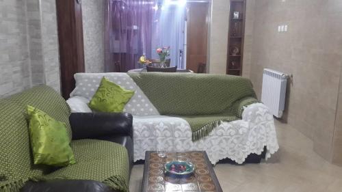 Бумердес: La Villa Hotel
