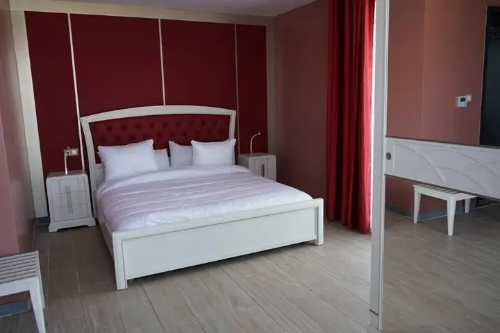Арзев: Hôtel Plaza Arzew