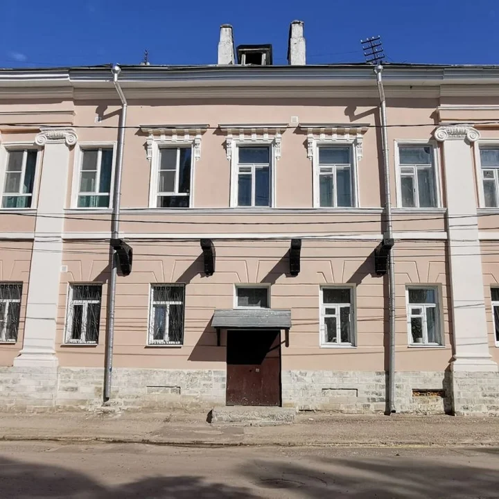Нижний Новгород: Апартаменты  Фарфор и соловей Loft-усадьба на Черниговской
