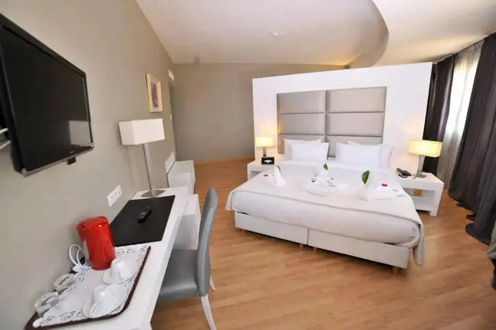 Оран: Liberté Hôtel Oran