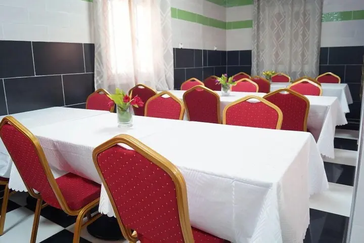 Аннаба: Hotel Dar Lyes