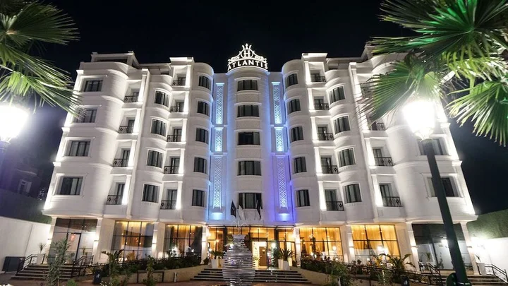 Беджая: Hotel Atlantis