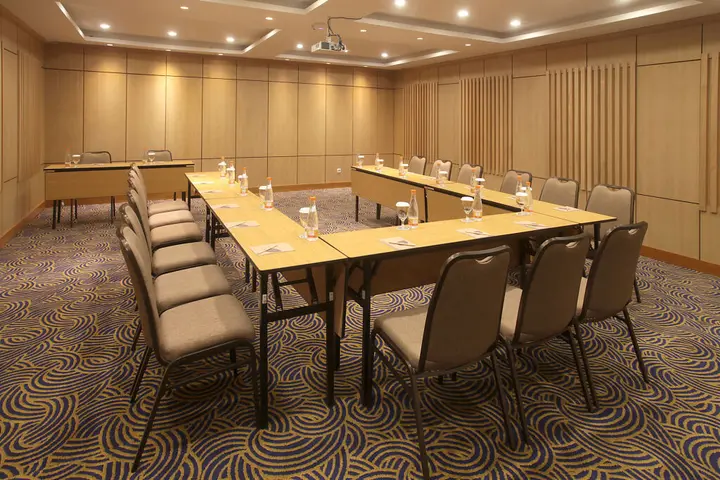 Бандунг: Ivory Hotel Bandung
