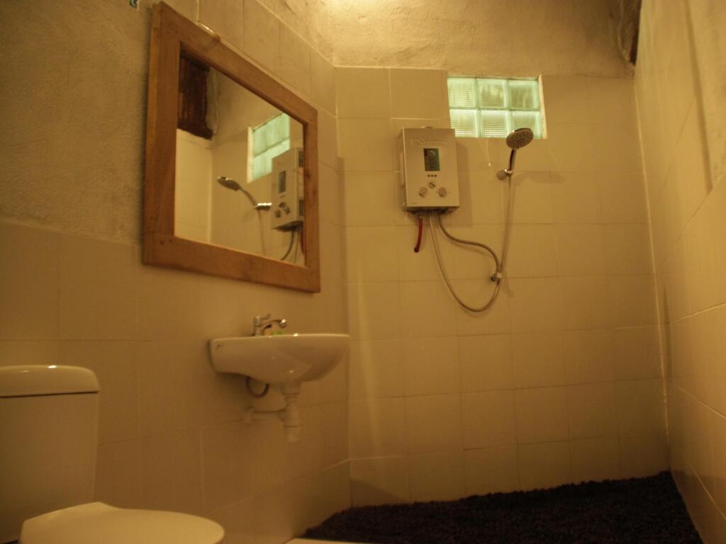 Батурити: Warung Rekreasi Bedugul Hotel